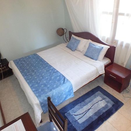 Family Nest Guesthouse Kisumu Bagian luar foto