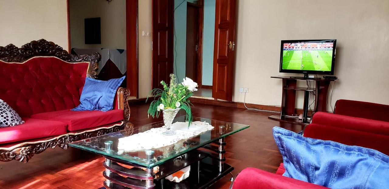 Family Nest Guesthouse Kisumu Bagian luar foto
