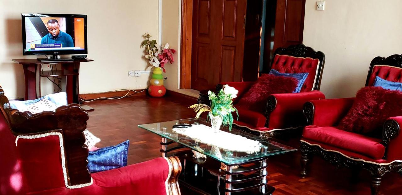 Family Nest Guesthouse Kisumu Bagian luar foto