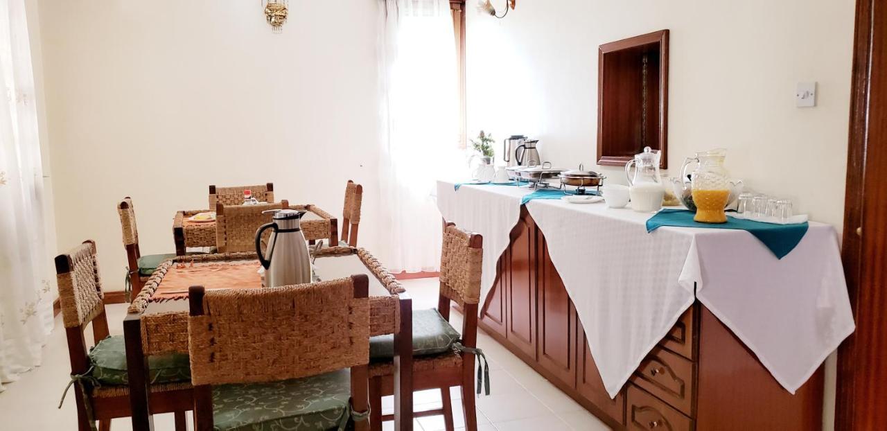 Family Nest Guesthouse Kisumu Bagian luar foto
